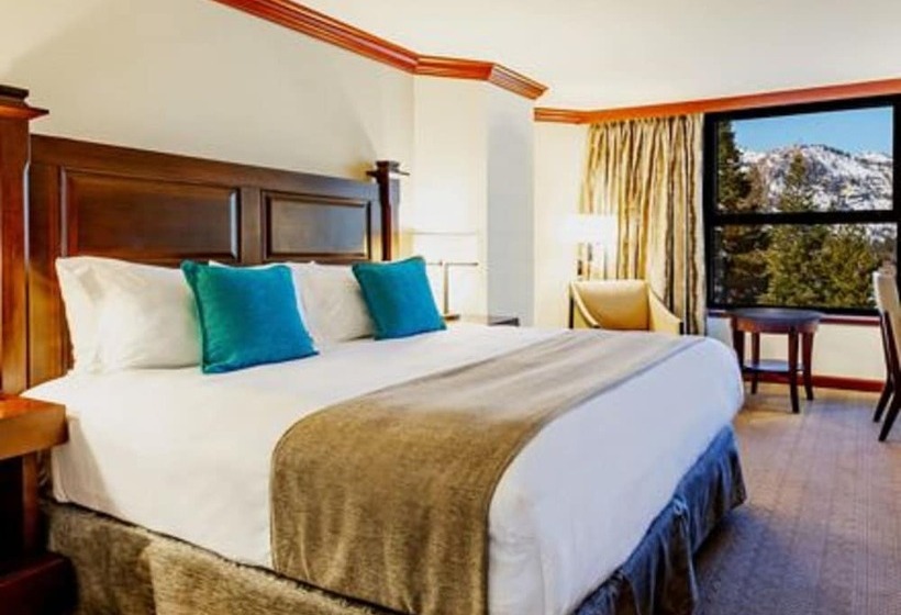 Номер Deluxe с Видом, The Everline Resort & Spa Lake Tahoe