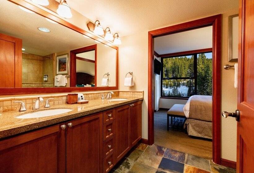 Deluxe люкс с видом, The Everline Resort & Spa Lake Tahoe