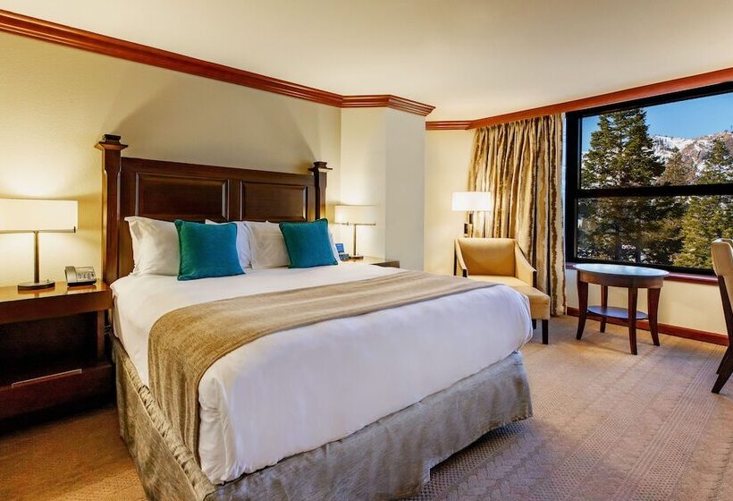 Номер Deluxe с Видом, The Everline Resort & Spa Lake Tahoe