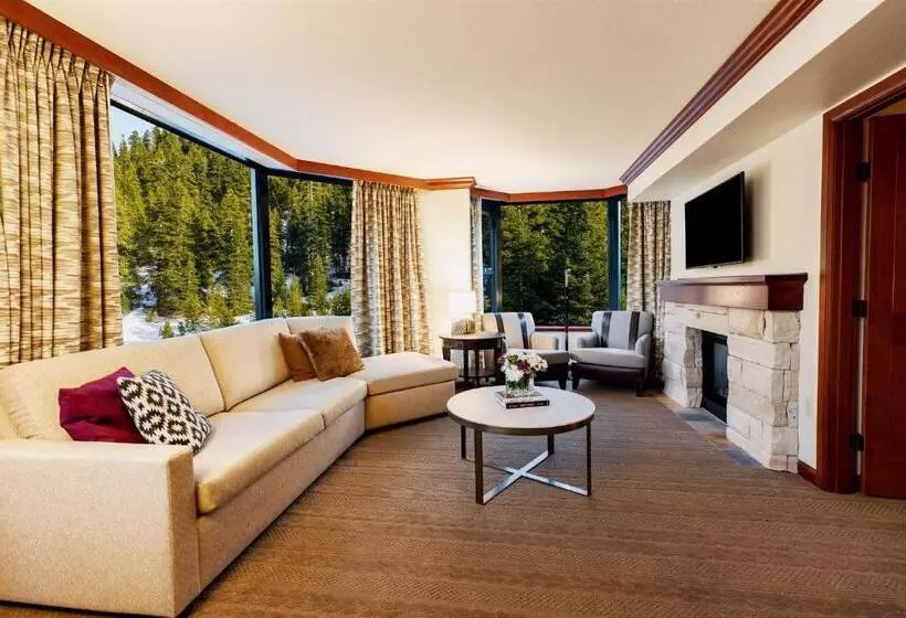 سوئیت دولوکس با چشم‌انداز, The Everline Resort & Spa Lake Tahoe