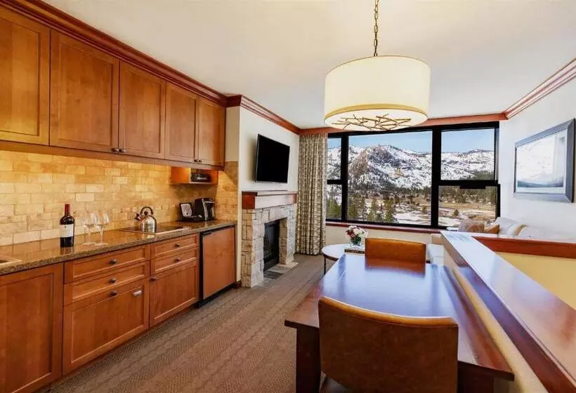 سوییت, The Everline Resort & Spa Lake Tahoe