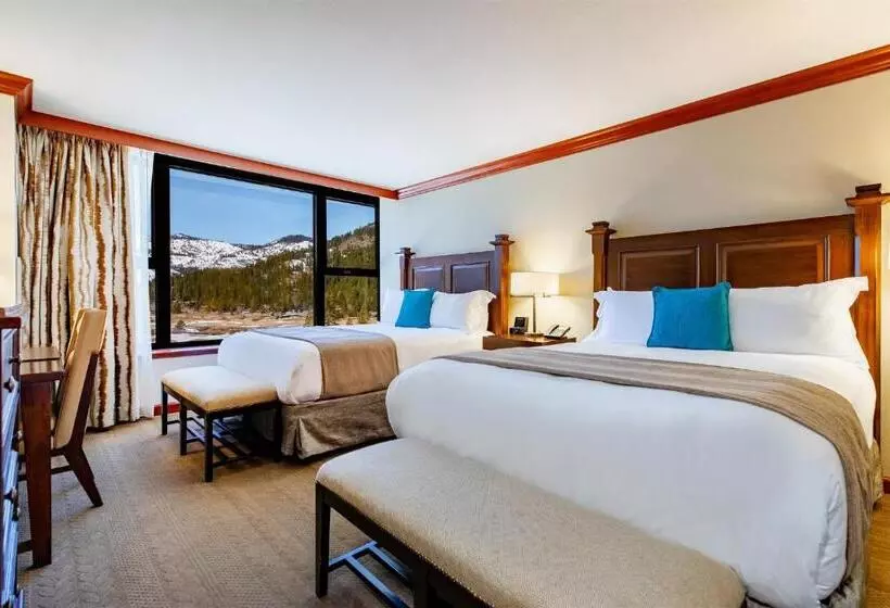 سوئیت با چشم‌انداز, The Everline Resort & Spa Lake Tahoe
