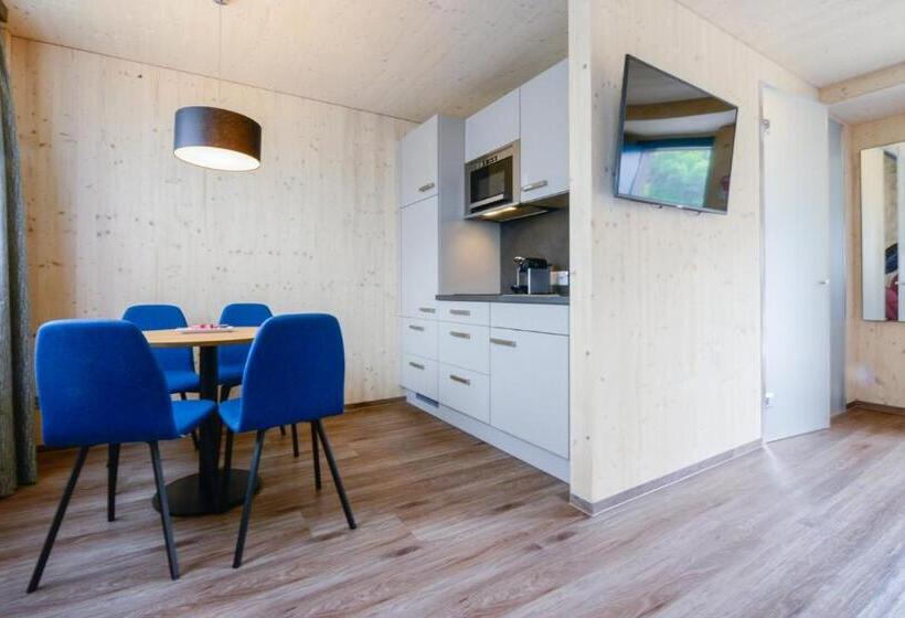 マウンテンビュースイート, Cubilaris Motel