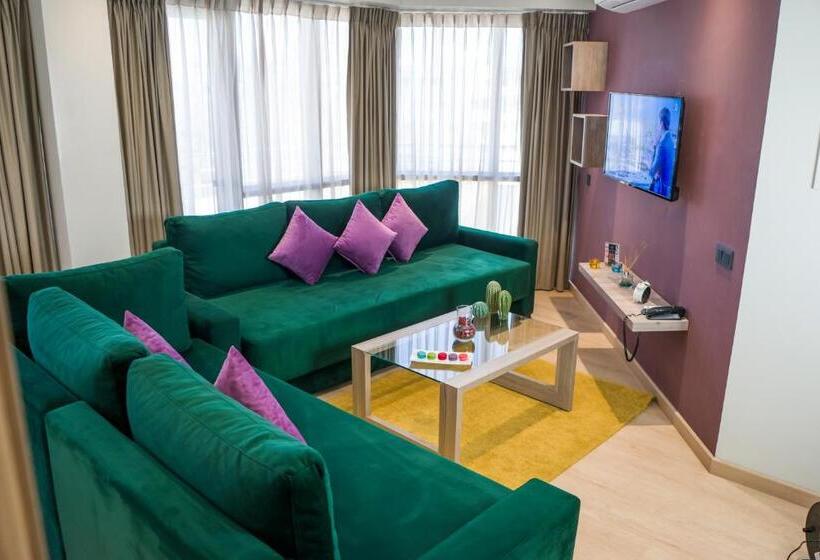 דירת שני חדרים, Flamant Rose Appart