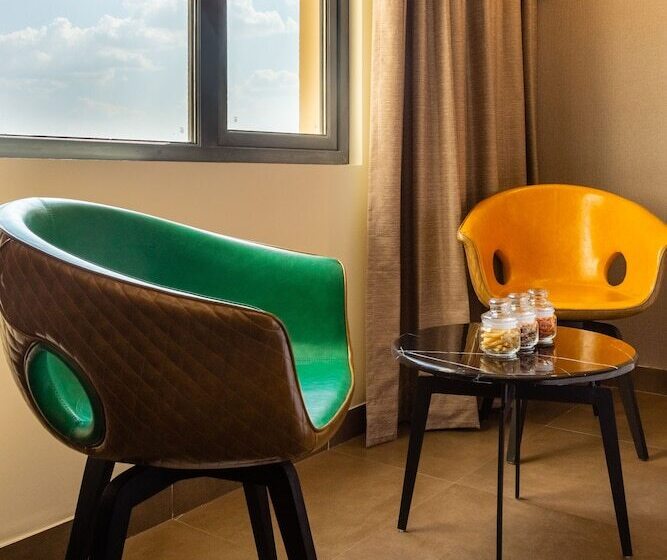 اتاق لوکس, Amika Hotel,madurai   Near Airport