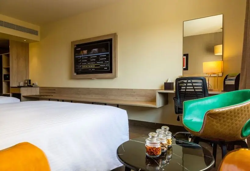 اتاق لوکس, Amika Hotel,madurai   Near Airport
