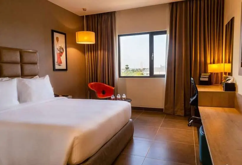 اتاق لوکس, Amika Hotel,madurai   Near Airport