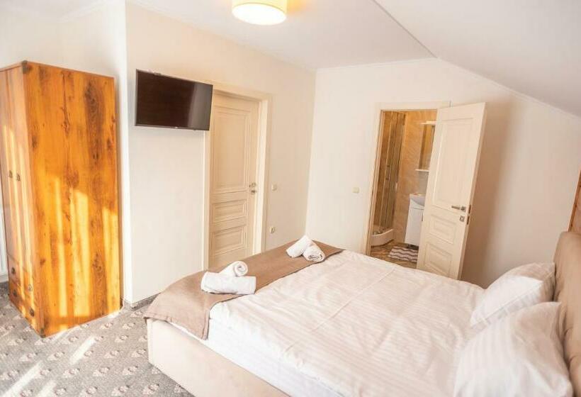 اتاق استاندارد با چشمانداز کوهستان, Residence Nesh