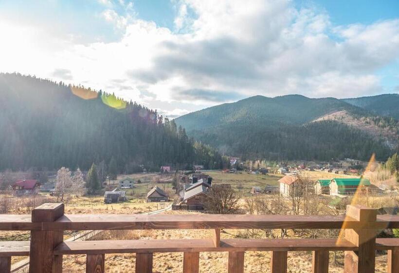 اتاق استاندارد با چشمانداز کوهستان, Residence Nesh