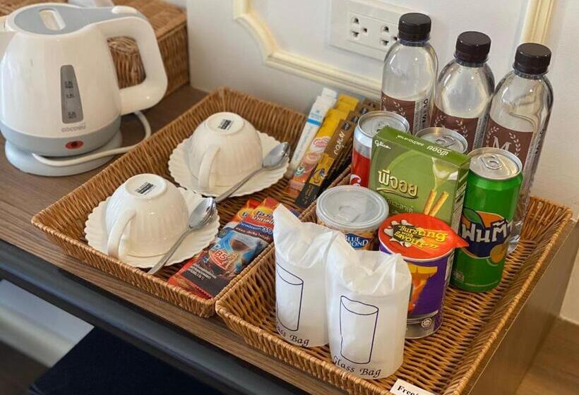 Номер Deluxe, The Maceo