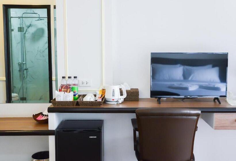 Номер Deluxe, The Maceo