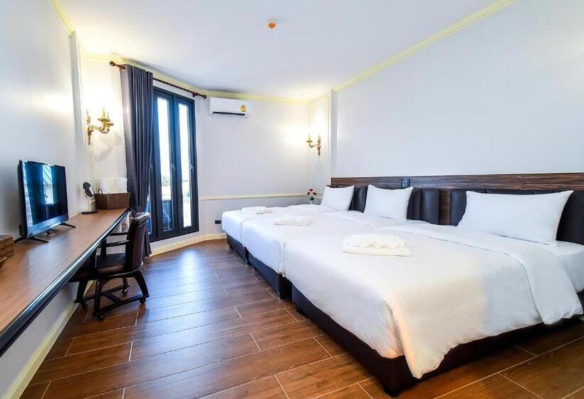 Номер Стандарт Трехместный, The Maceo