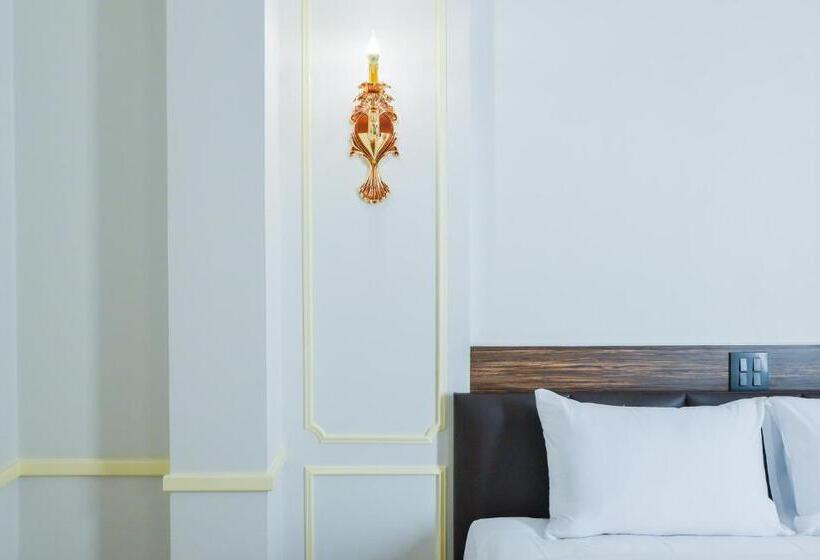 Номер Superior, The Maceo