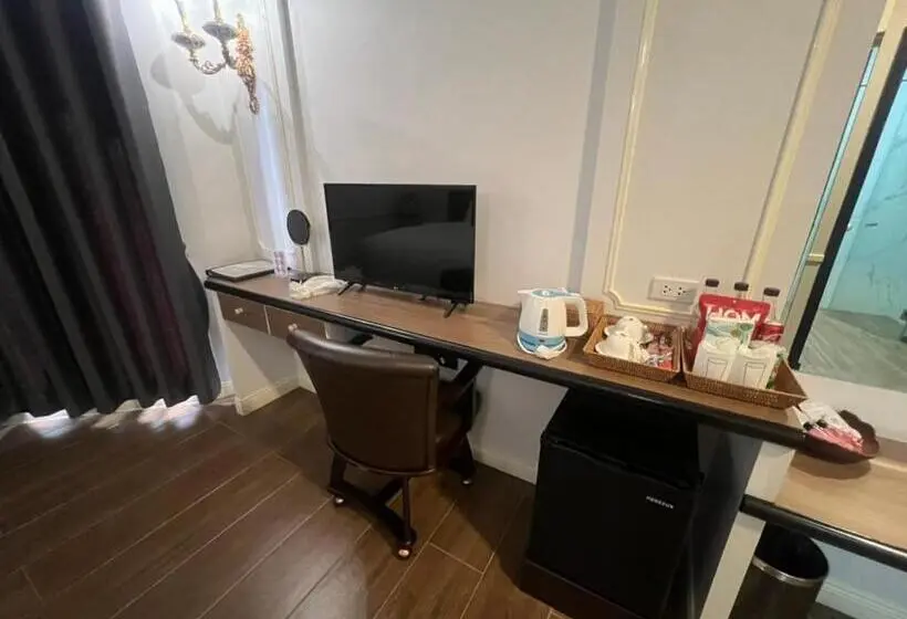 キングサイズベッドのスタンダードルーム, The Maceo