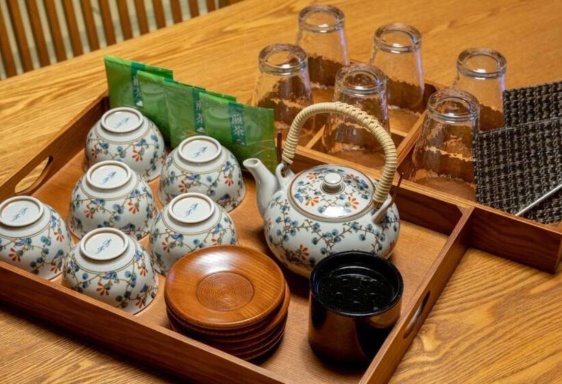 חדר אקונומי, Yukemuri No Yado Inazumi Onsen