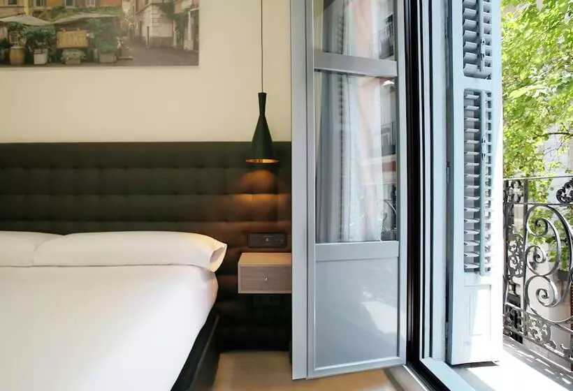 سوییت جونیور با بالکن, Woohoo Rooms Chueca