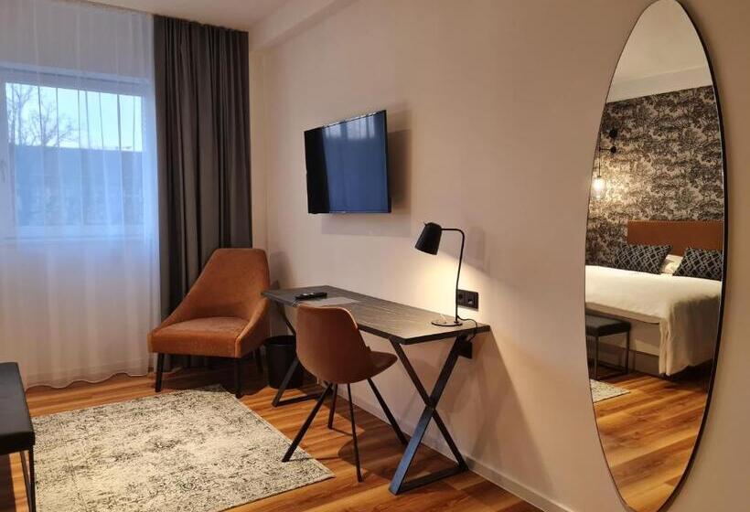 Standard-huone, Internationales Studierenden