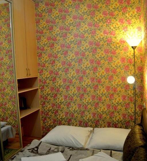 غرفة أساسية, Zlata Praha