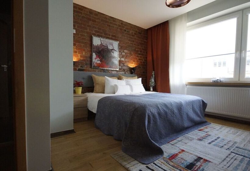 آپارتمان 1 خوابه, Apartamenty Efekt 72