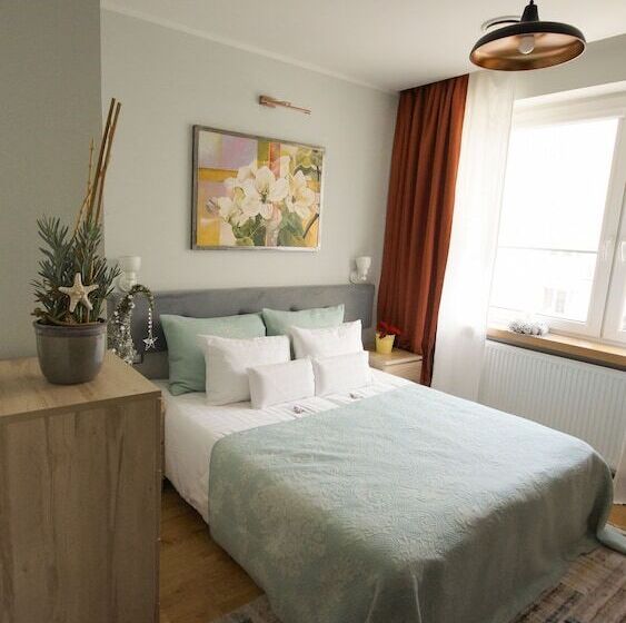 آپارتمان 1 خوابه, Apartamenty Efekt 72