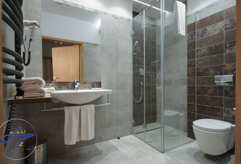 استودیوی استاندارد, Apartamenty Efekt 72