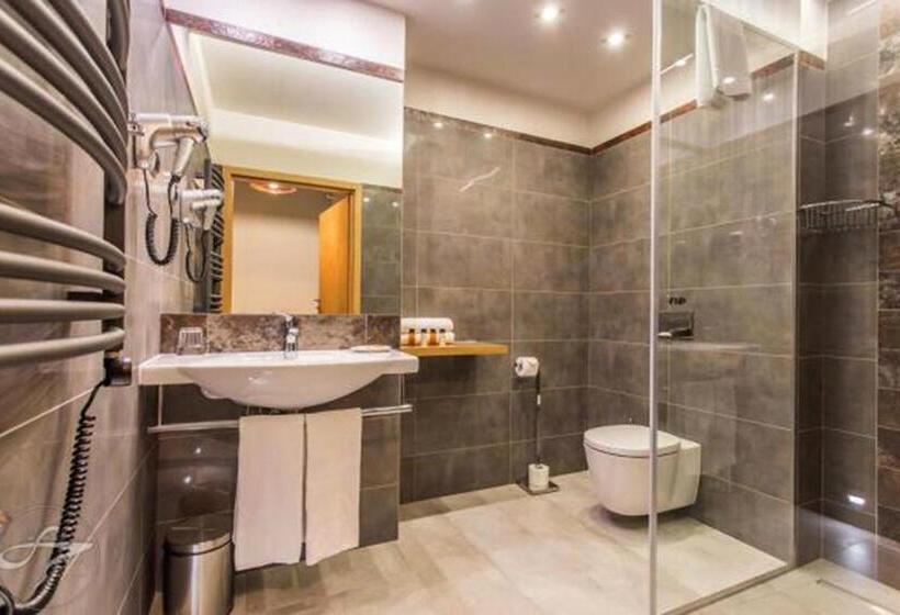 آپارتمان 1 خوابه, Apartamenty Efekt 72