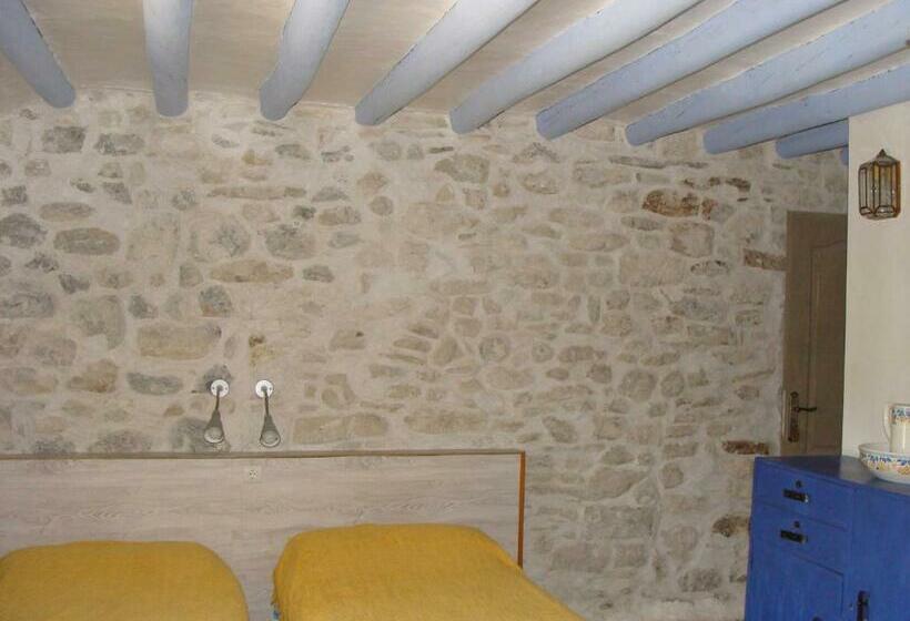 Семейный Номер, Albergue El Condor