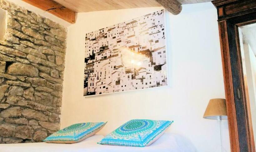 Номер Стандарт, Albergue El Condor