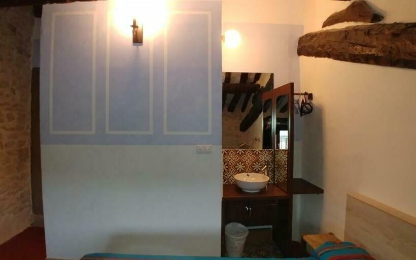 Номер Стандарт, Albergue El Condor