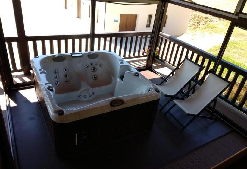 家庭房带园景, Complejo O Piñeiral A Fonsagrada