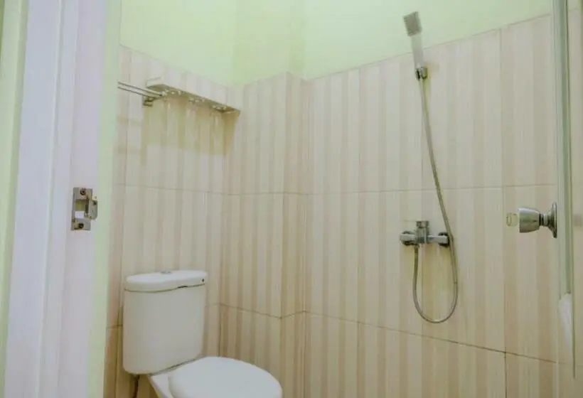 デラックスルーム, Oyo Life 2508 Alba Suites Homestay
