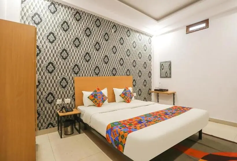 スイート, Fabhotel Pranjul Inn