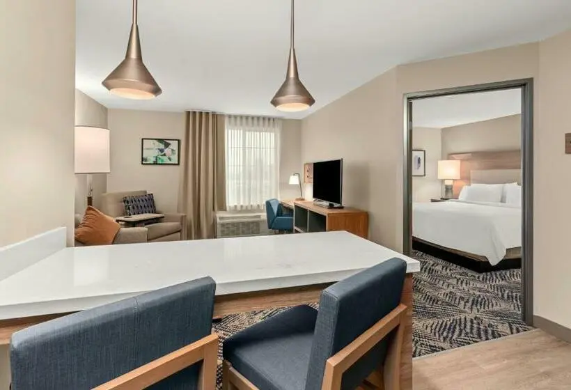 身障者適用キングサイズベッドルーム, Candlewood Suites Sumner Puyallup Area, An Ihg
