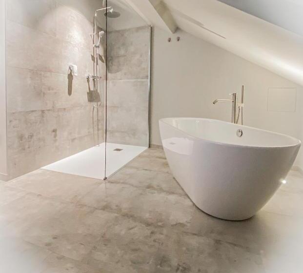 סוויטת ג'וניור נוף לגינה, La Gloriette