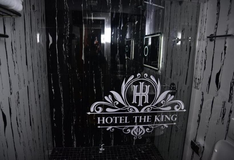 اتاق استاندارد با بالکن, The King Resort