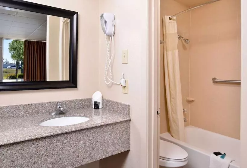 ２ダブルベッドのスタンダードルーム, Americas Best Value Inn West Monroe