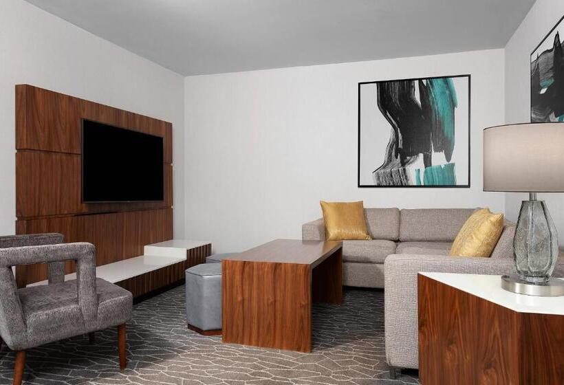 جناح جونيور سرير كينج, Delta Hotels By Marriott Woodbridge