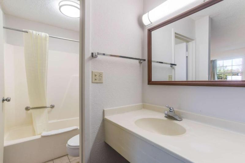 标准间, Sands Harbor Resort And Marina