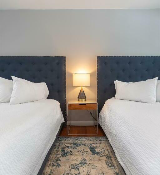 スタンダードルーム, Seven Hills Inn