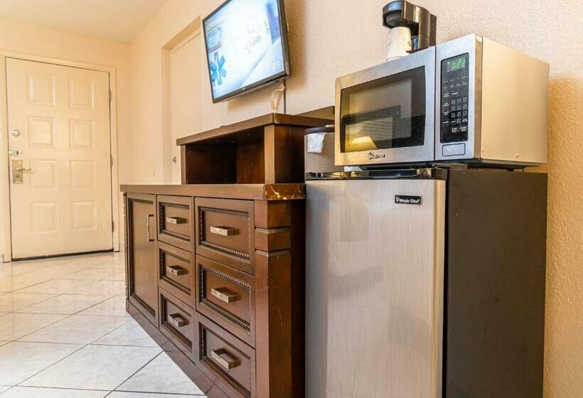 חדר דחוקס עם מיטת קינג, Sevilla Inn Kissimmee Near Disney