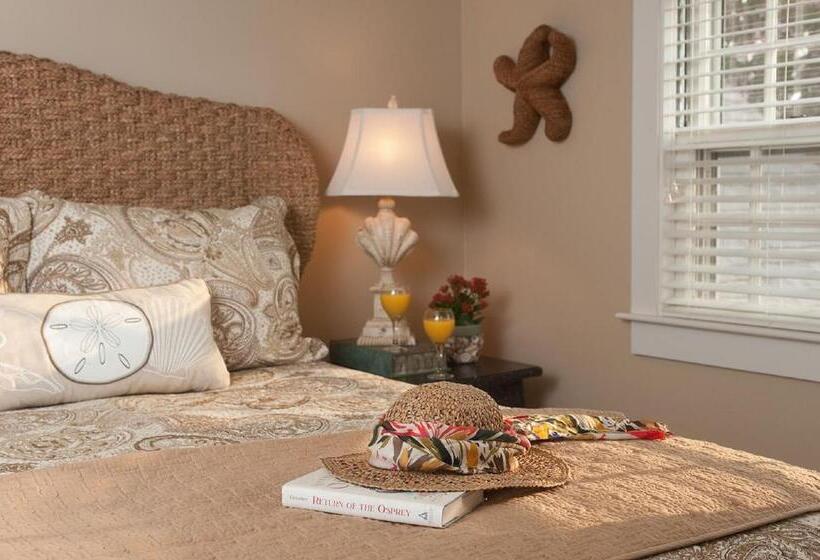 غرفة ديلوكس سرير ملكى, Ship S Knees Inn