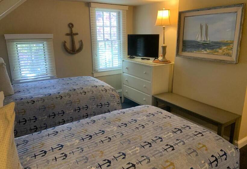 Номер Стандарт, Ship S Knees Inn