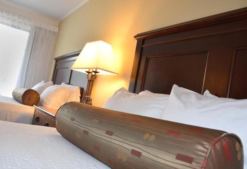 标准间, Scotty's Lakeside Resort