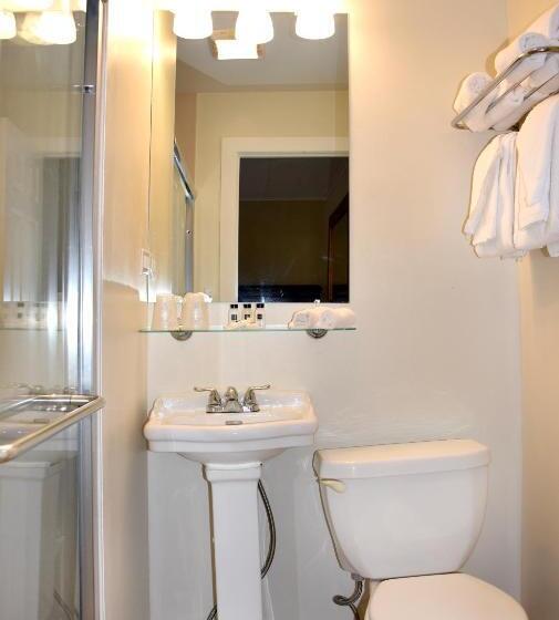 带大床的标准间, Scotty's Lakeside Resort