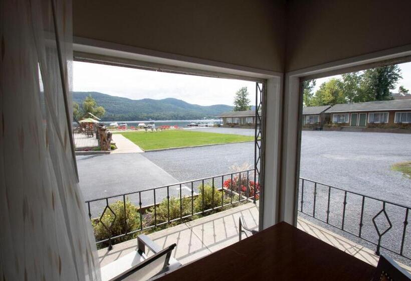 带大床的标准间, Scotty's Lakeside Resort