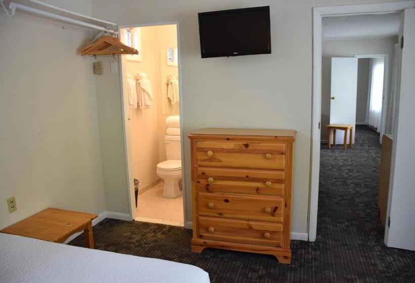 家庭套房, Scotty's Lakeside Resort