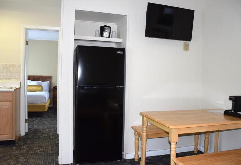 家庭套房, Scotty's Lakeside Resort