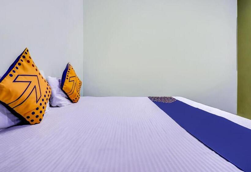 اتاق اجرایی سه نفره, Spot On 68052 Surya Guest House