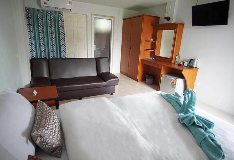 غرفة قياسية, Aiyapach Inn