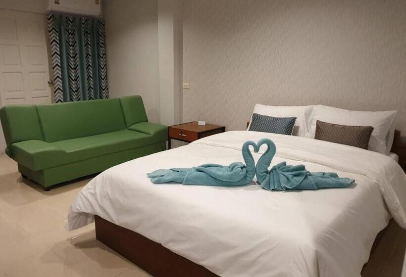 غرفة قياسية, Aiyapach Inn